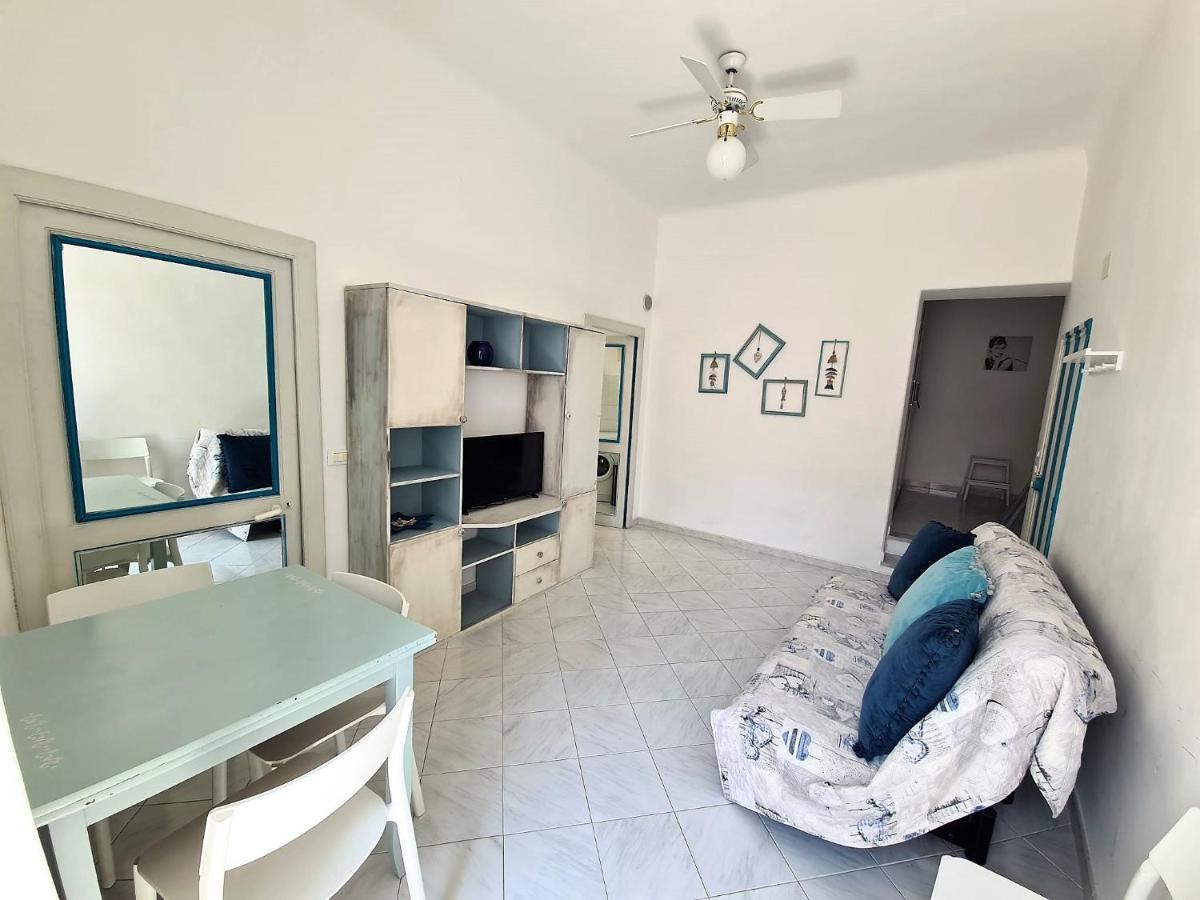 Casa Cici A 50 Mt Dal Mare Apartment Finale Ligure Bagian luar foto